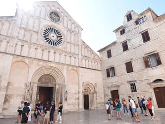 O melhor de Zadar com o mirante de St. Anastasia